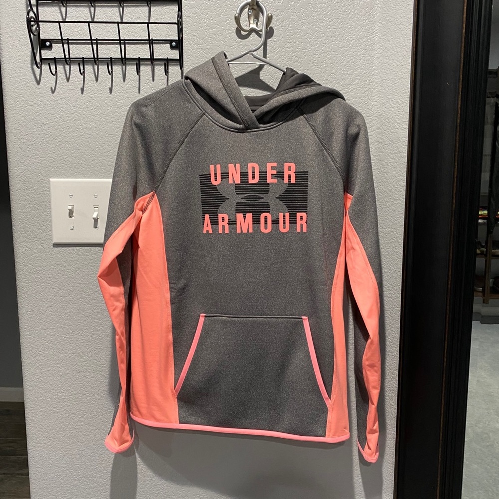 NWOT Under Armour Hoodie